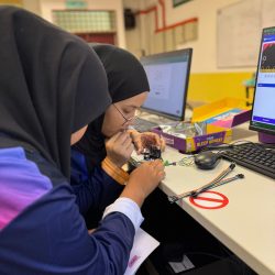 Paya Besar Community College Train of Trainers for AoTA Roboschool syllabus at Paya Besar Community College.